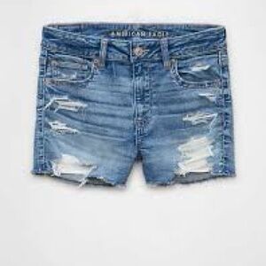 NWOT Women’s AE Next Level Midi festival shorts